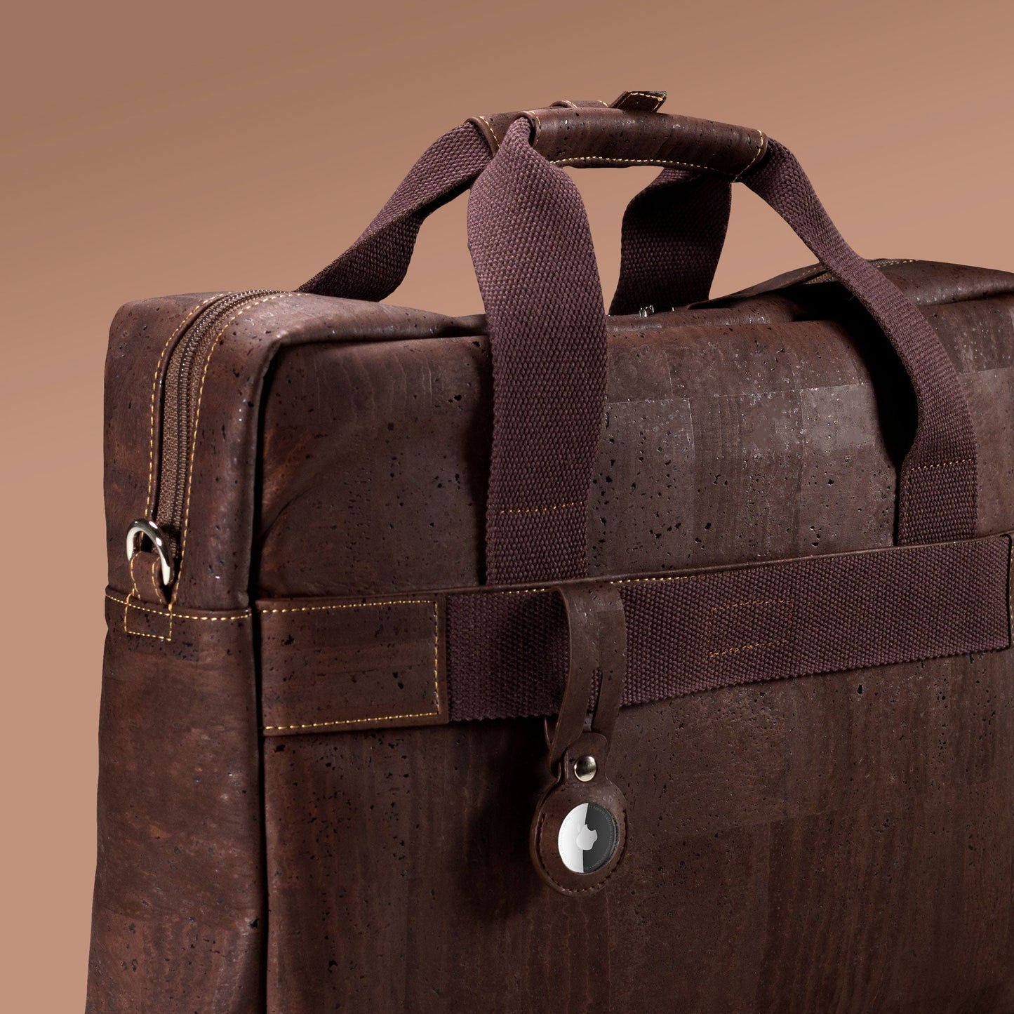 keychains airtag apple cork brown