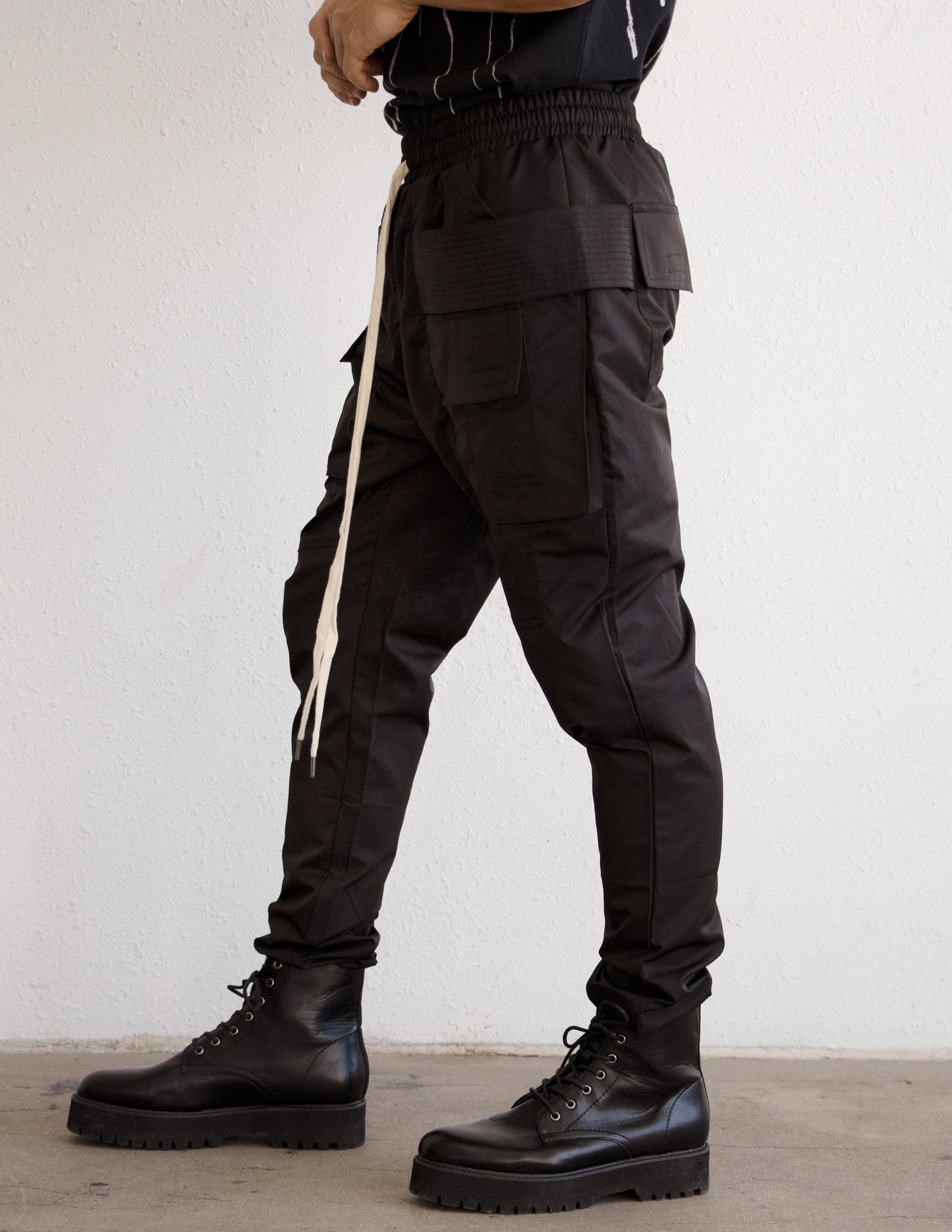 Black men vegan pants