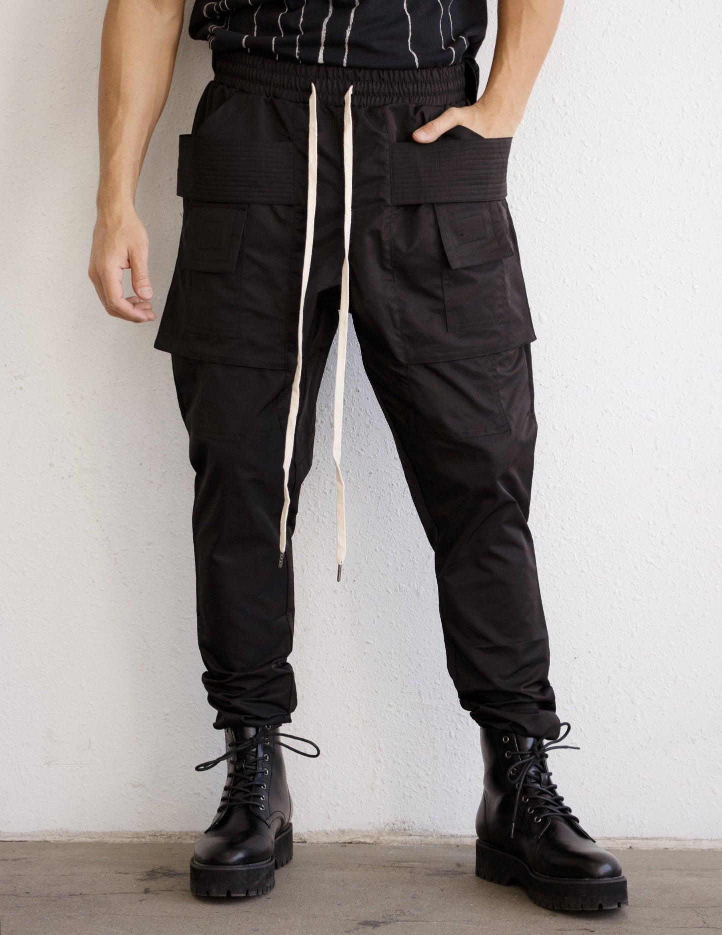 Black men vegan pant