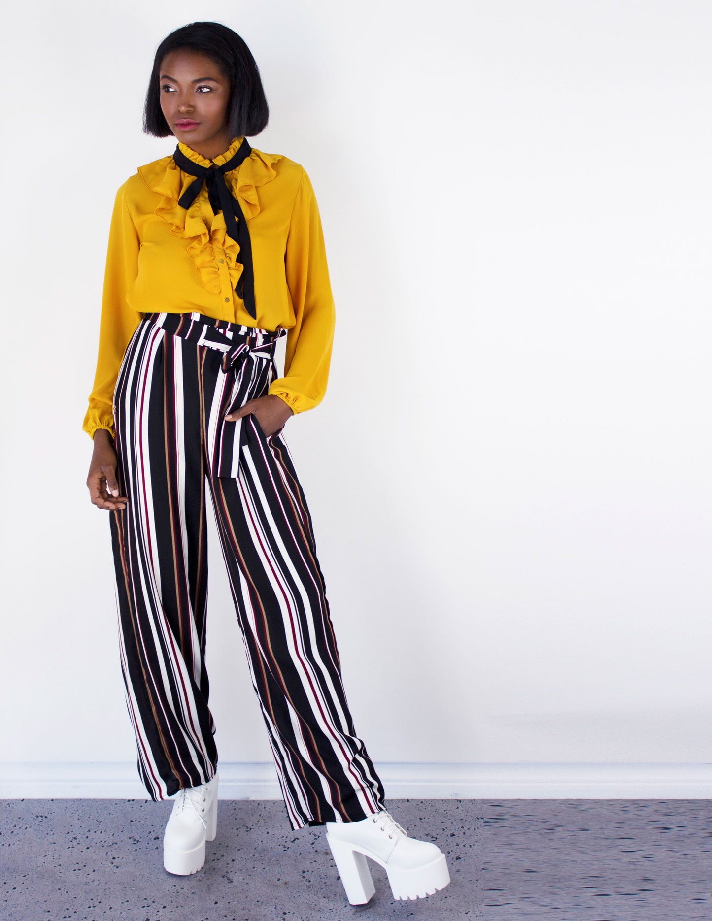 pant vegan line black white yellow