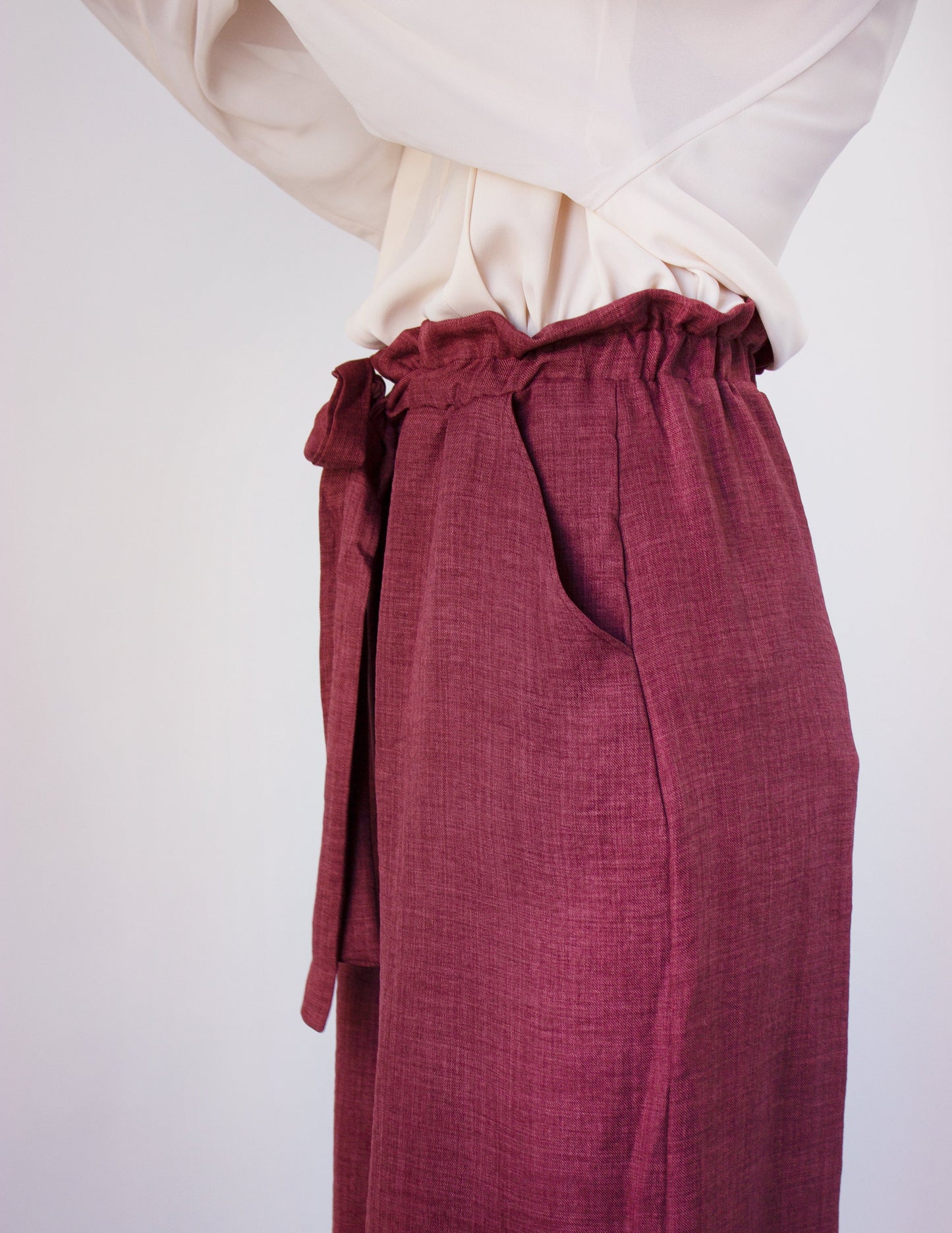 vegan pant red