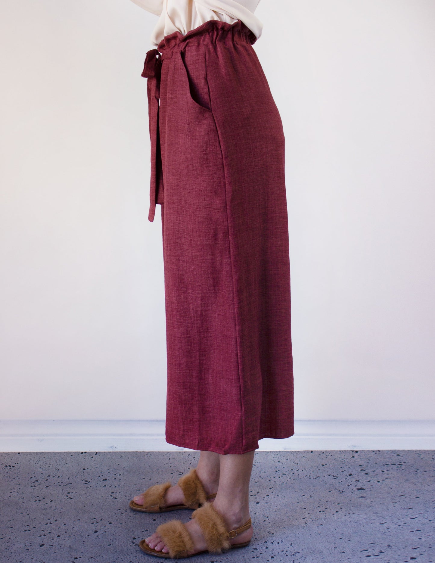 vegan pant red