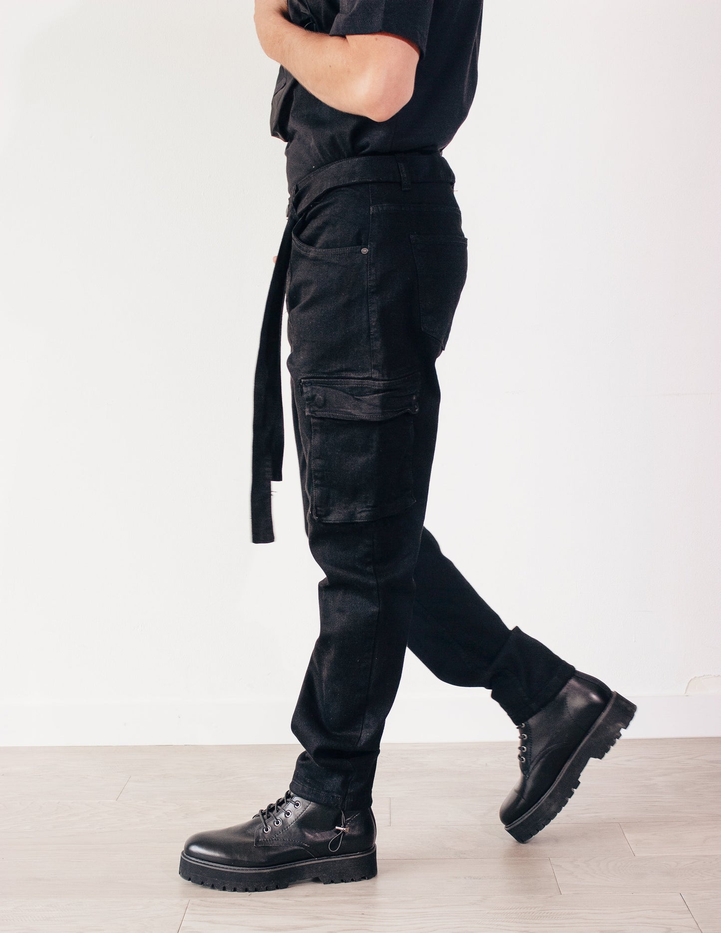 Black vegan jean