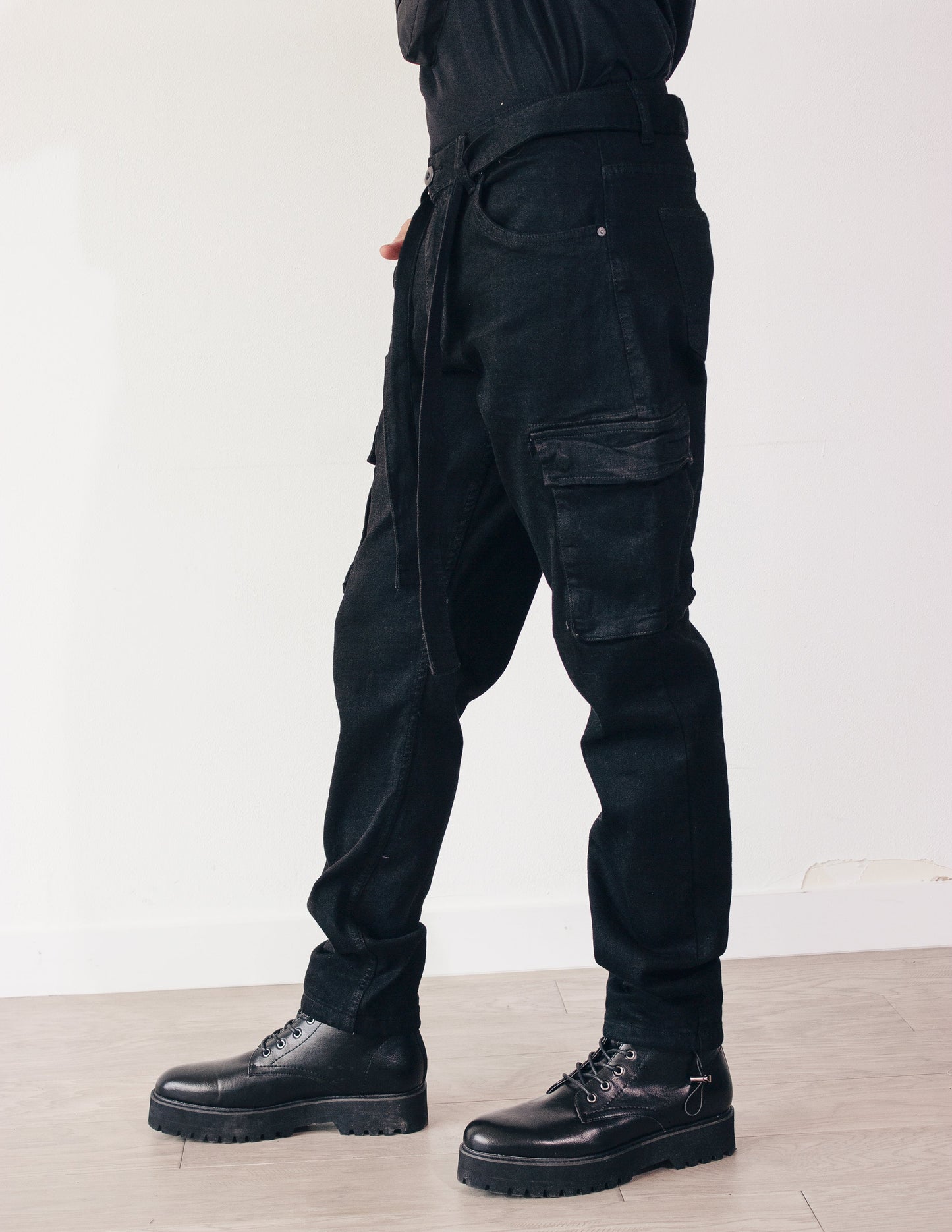 Black vegan jean