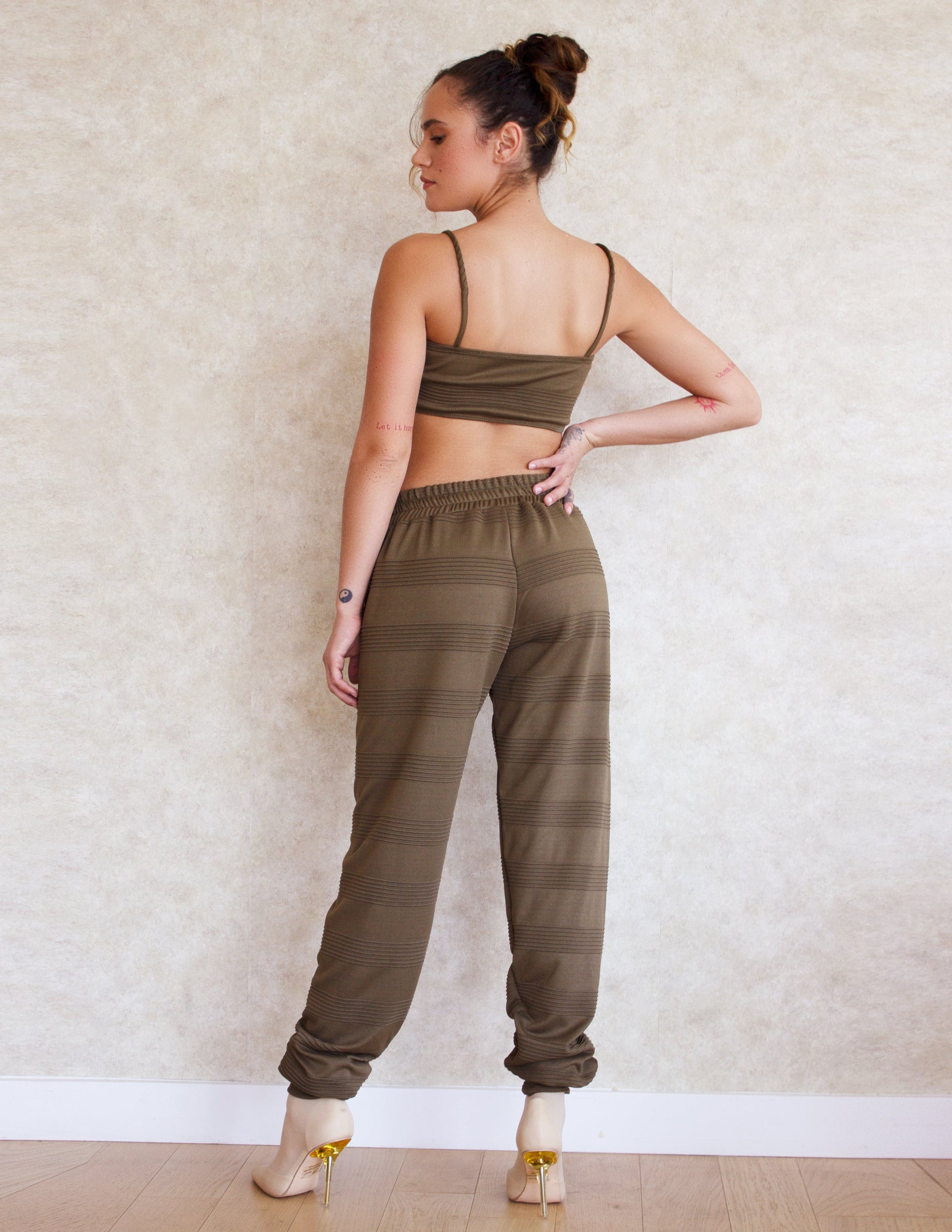 vegan set pant top crop olive